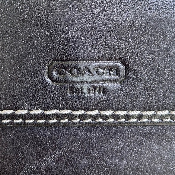 Vintage-Coach Black Y2k legacy  Leather Trifold/Turn-clock wallet. - Picture 4 of 8